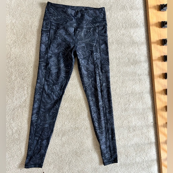 CVG Constantly Varied Gear Shadow Vintage Tattoo Leggings Full Length - Picture 2 of 5